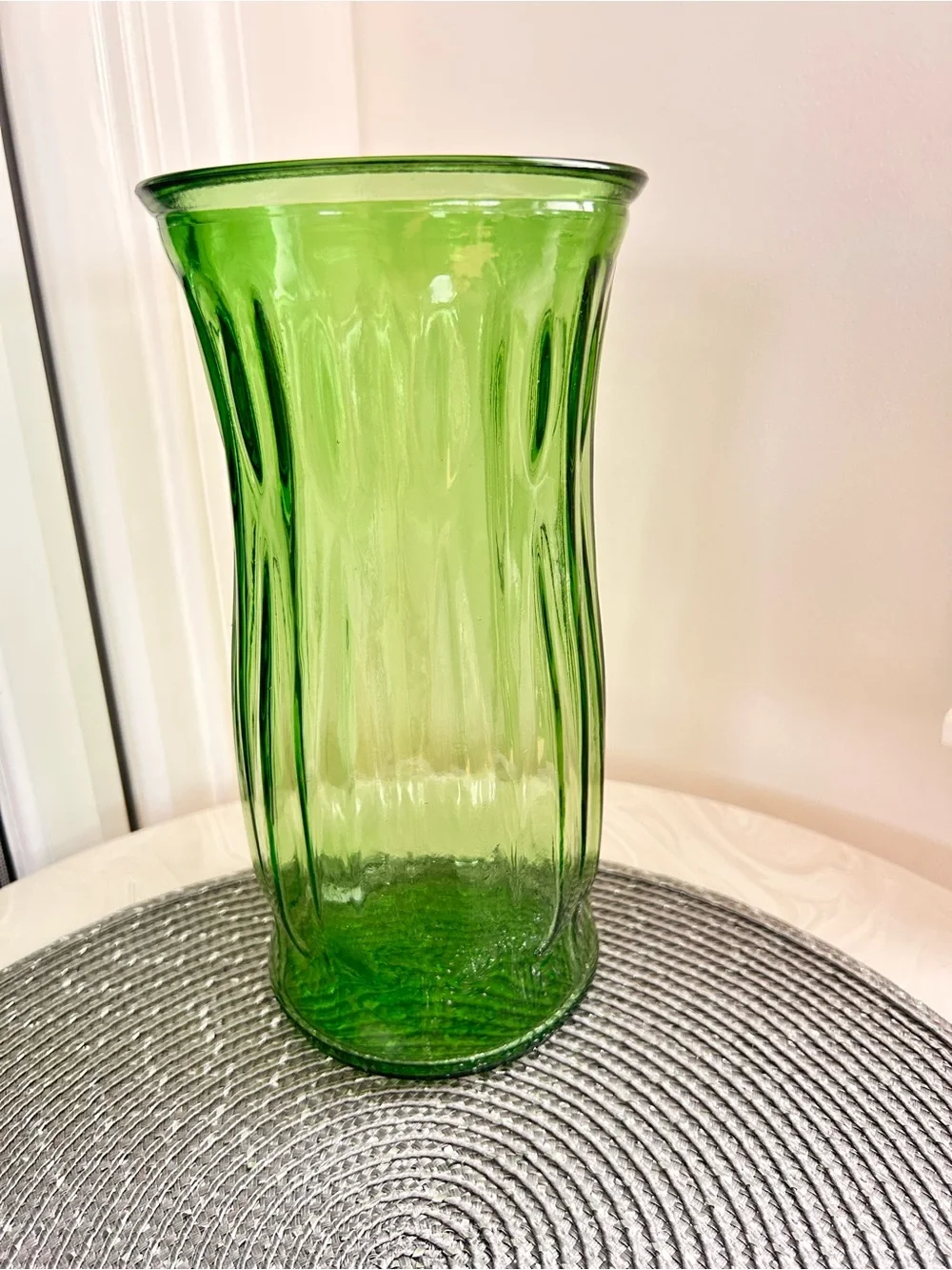 Vintage 1960s E O Brody  Cleveland OH Emerald  Green Glass Vase Vessel
